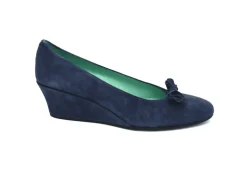 Dalila Bow Aa Narrow Fitting Court Shoe
