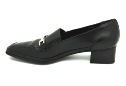 Forietti Narrow Fitting Chain Loafer