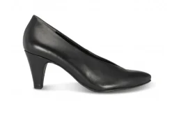 Primrose Court Shoe