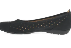 Ruffle Ballerina Pump