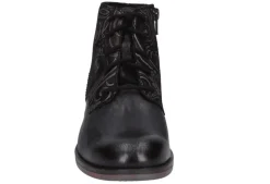 Sanja 10 Lace Ankle Boots