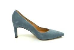 Telse Wide Fitting Court Shoe