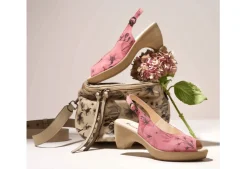 Zeppa Peep Toe Sandal